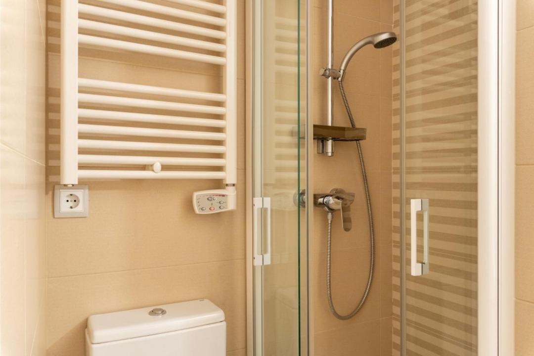 Minty Stay - Imperial 2Bd Madrid Exterior photo